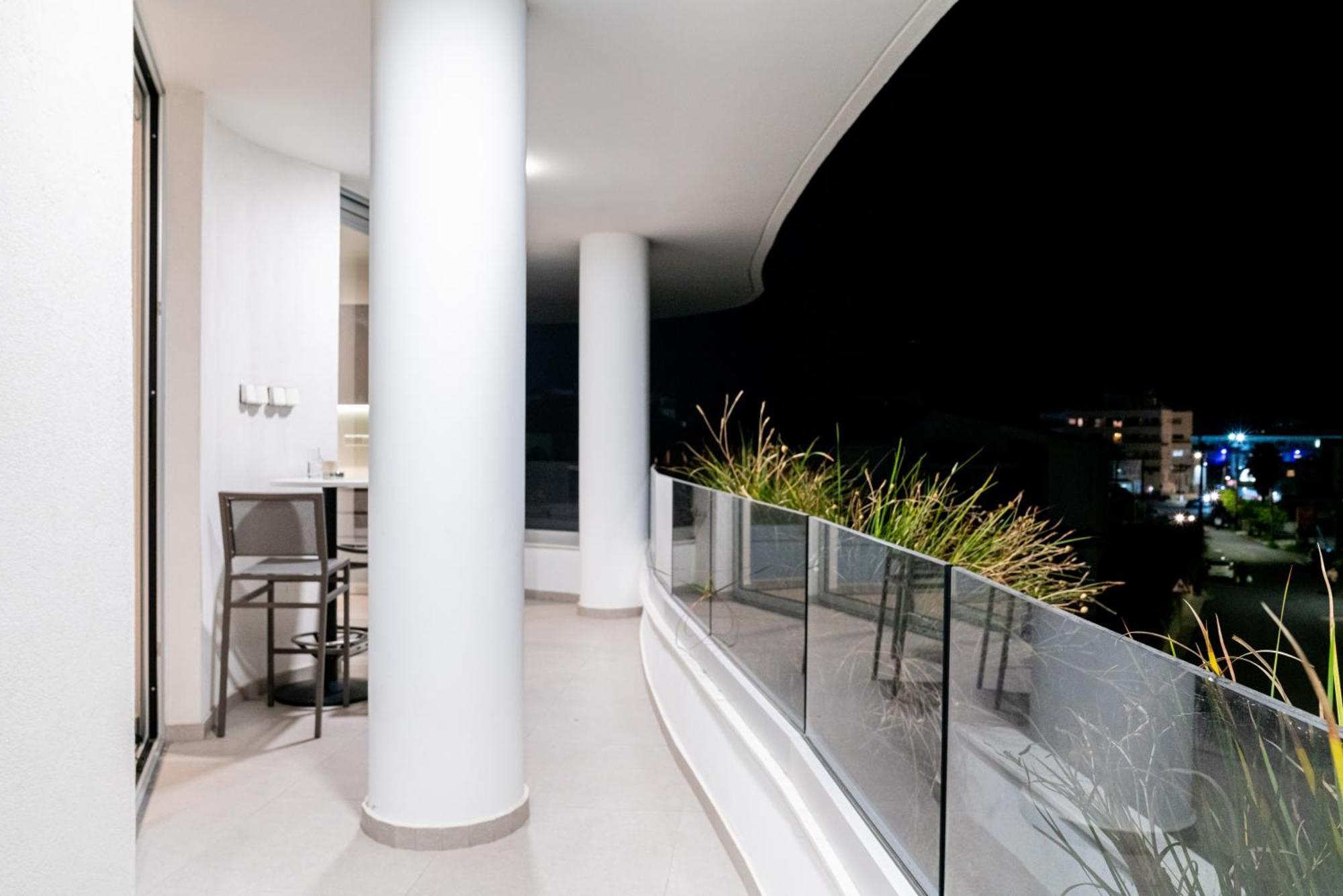 Venus Apartment Ларнака Екстериор снимка