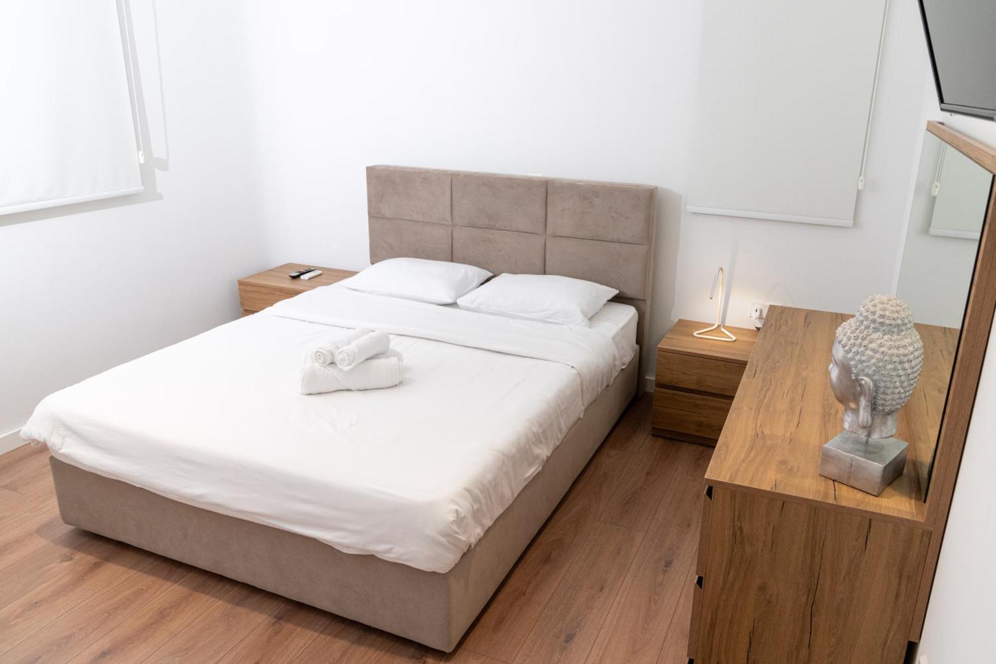 Venus Apartment Ларнака Екстериор снимка