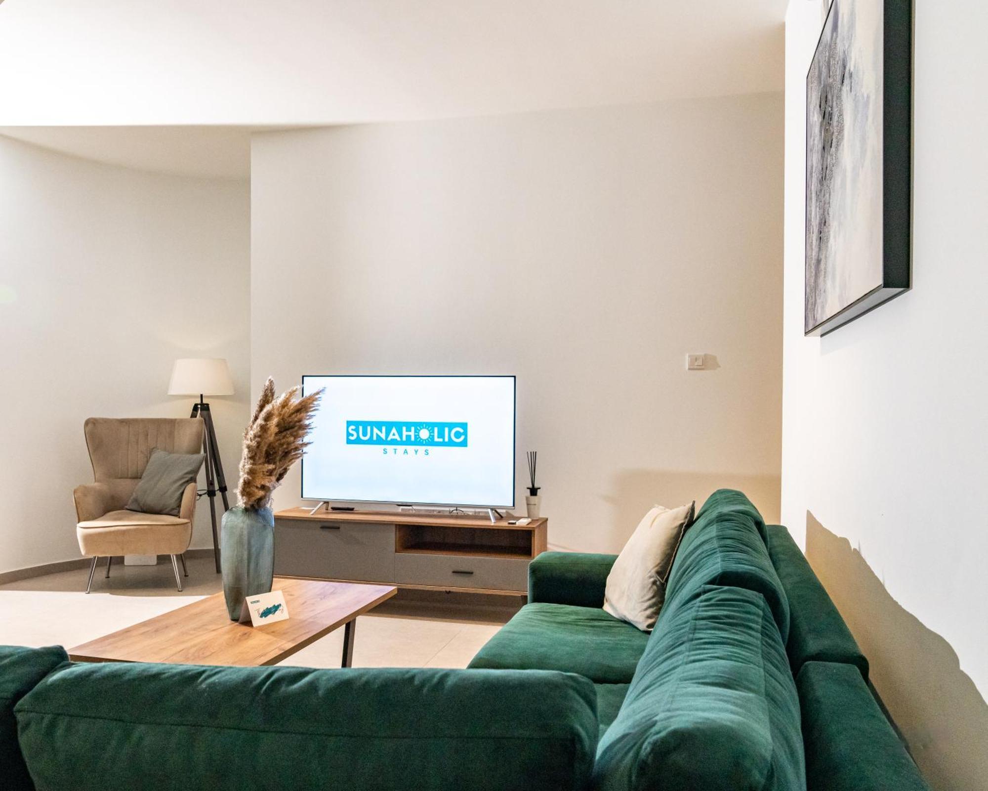 Venus Apartment Ларнака Екстериор снимка